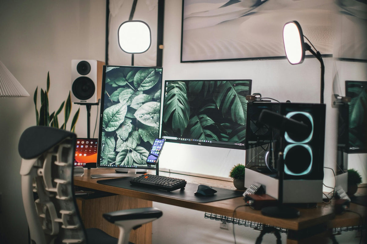Gaming PCs & Components